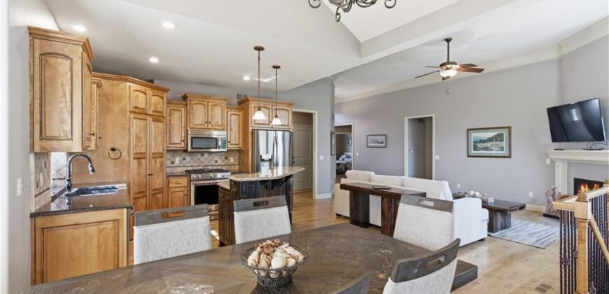 9425 N Spruce Court, Kansas City, MO 64156