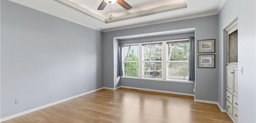 9425 N Spruce Court, Kansas City, MO 64156