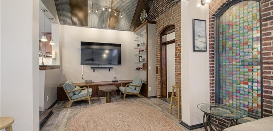 225 Groom Street, Liberty, MO 64068