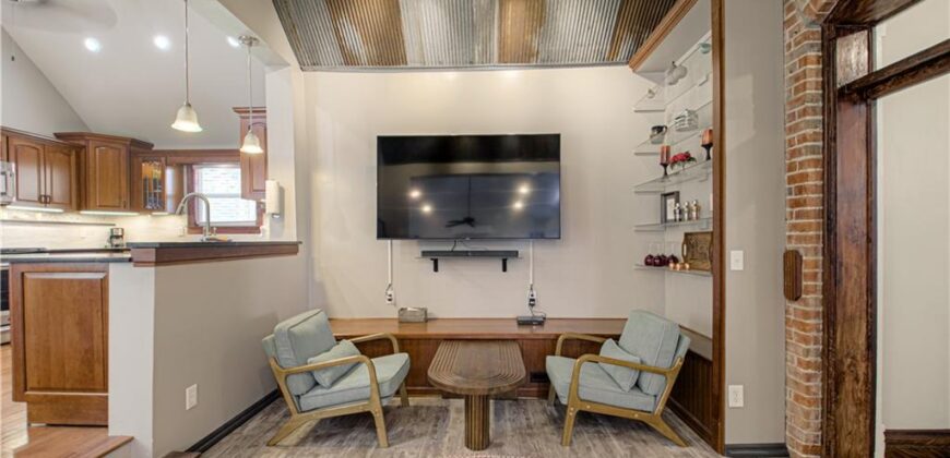 225 Groom Street, Liberty, MO 64068