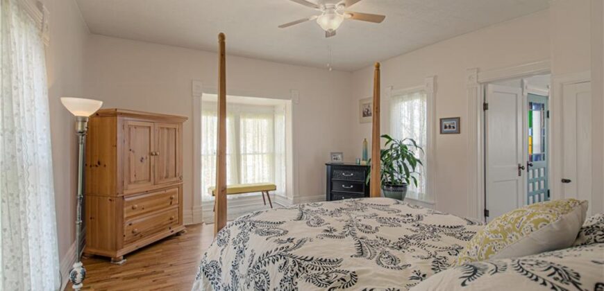 225 Groom Street, Liberty, MO 64068