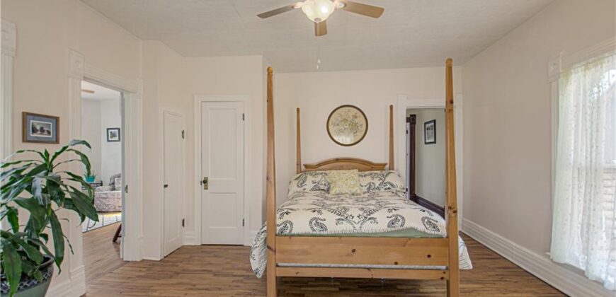 225 Groom Street, Liberty, MO 64068