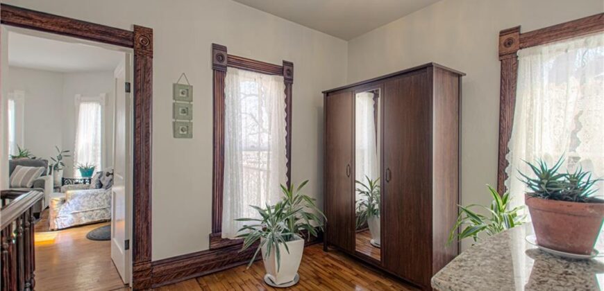 225 Groom Street, Liberty, MO 64068