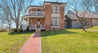 225 Groom Street, Liberty, MO 64068