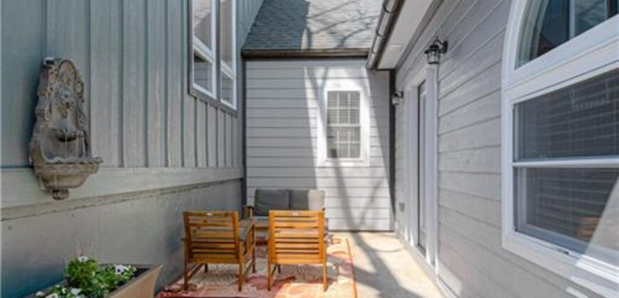 225 Groom Street, Liberty, MO 64068