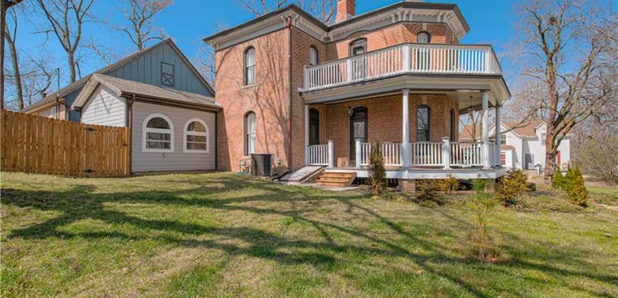 225 Groom Street, Liberty, MO 64068