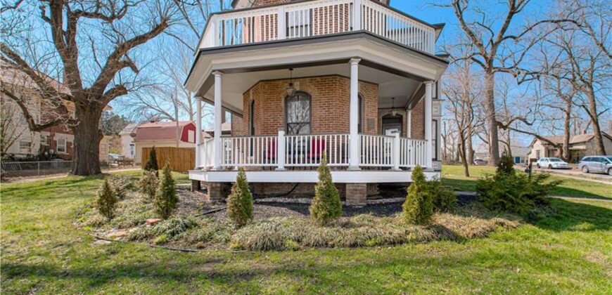 225 Groom Street, Liberty, MO 64068