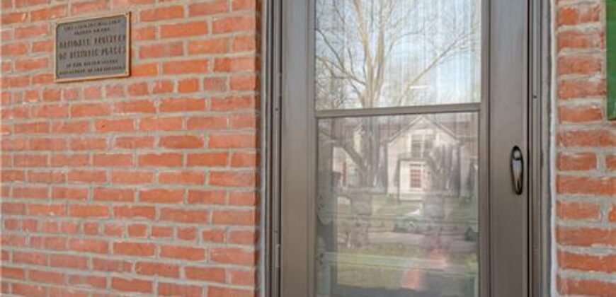 225 Groom Street, Liberty, MO 64068