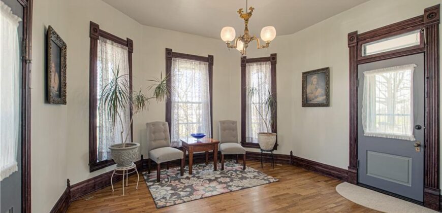 225 Groom Street, Liberty, MO 64068