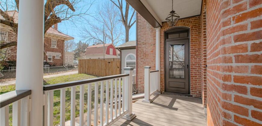 225 Groom Street, Liberty, MO 64068