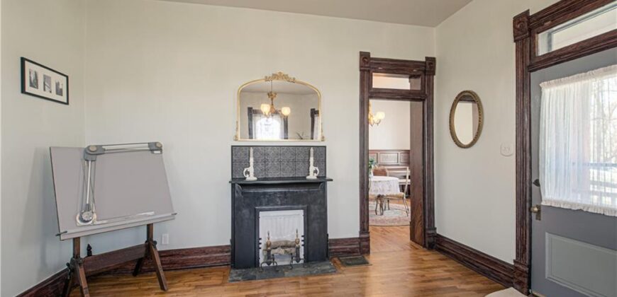 225 Groom Street, Liberty, MO 64068