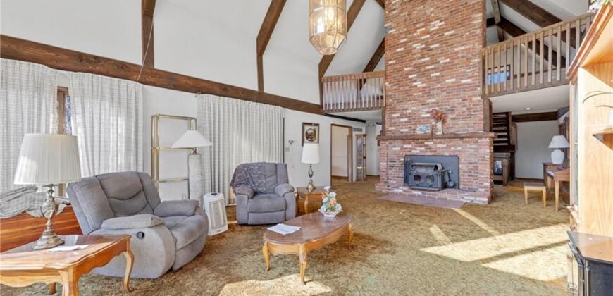 9955 NW Windover Drive, Kansas City, MO 64153