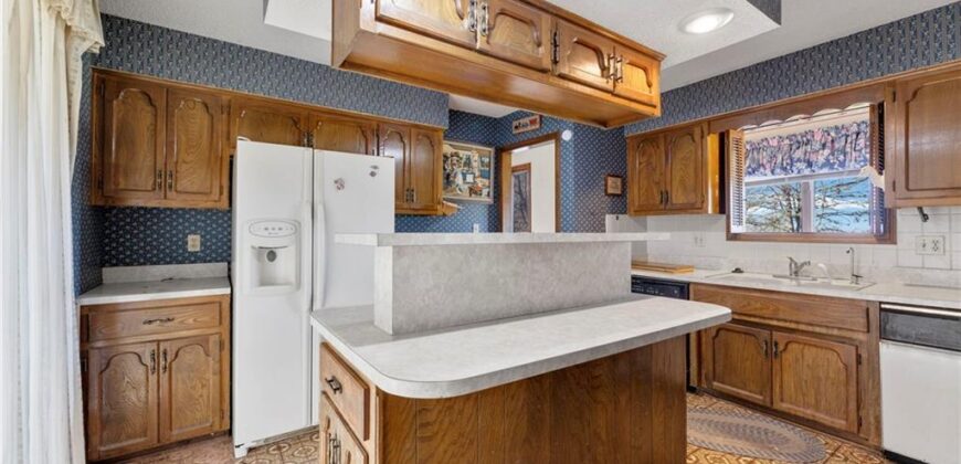 9955 NW Windover Drive, Kansas City, MO 64153