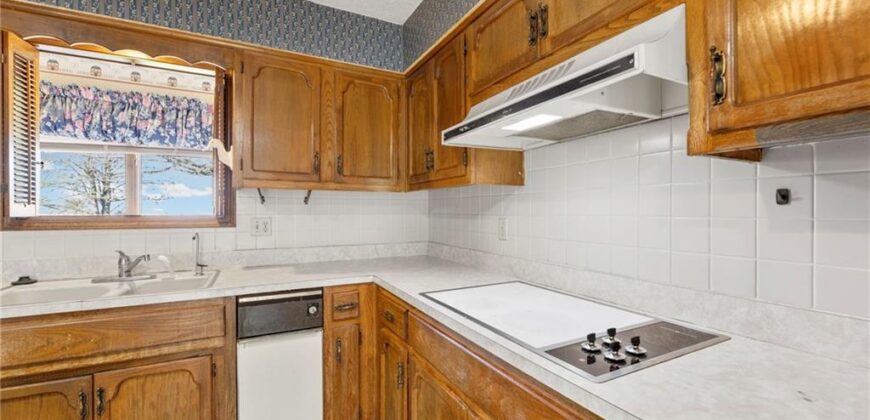 9955 NW Windover Drive, Kansas City, MO 64153