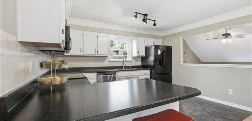 10230 NW 57th Street, Kansas City, MO 64152