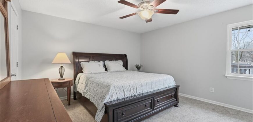 10230 NW 57th Street, Kansas City, MO 64152