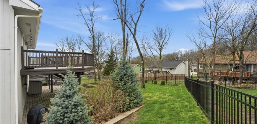 10230 NW 57th Street, Kansas City, MO 64152