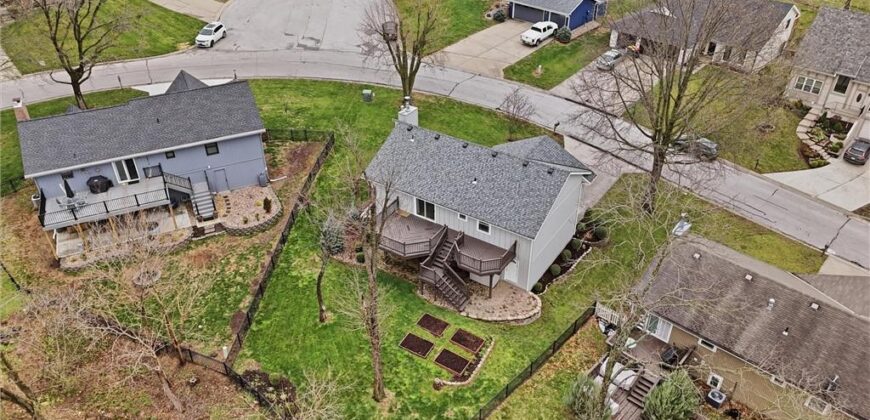 10230 NW 57th Street, Kansas City, MO 64152