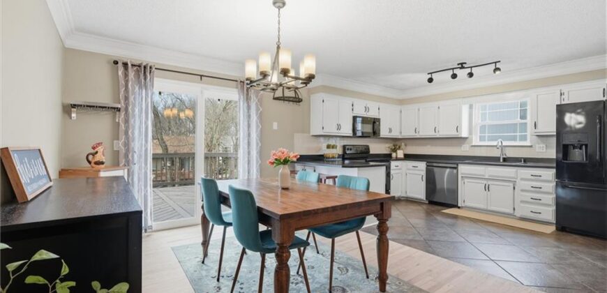 10230 NW 57th Street, Kansas City, MO 64152