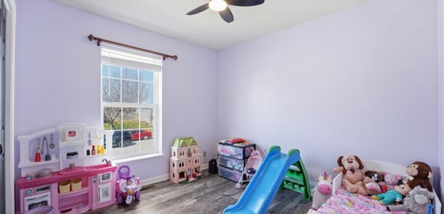 1305 Stonecrest Drive, Kearney, MO 64060