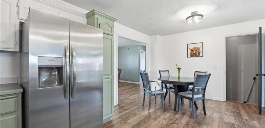 1305 Stonecrest Drive, Kearney, MO 64060