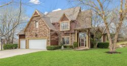 10400 River Hills Drive, Parkville, MO 64152