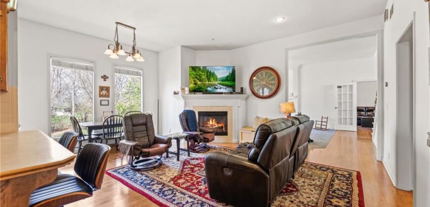 10400 River Hills Drive, Parkville, MO 64152