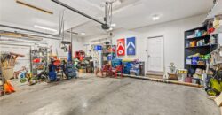 10400 River Hills Drive, Parkville, MO 64152