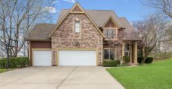10400 River Hills Drive, Parkville, MO 64152