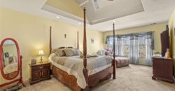 10400 River Hills Drive, Parkville, MO 64152