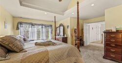 10400 River Hills Drive, Parkville, MO 64152