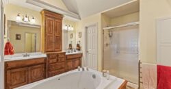 10400 River Hills Drive, Parkville, MO 64152