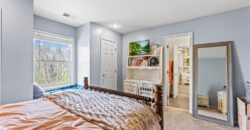 10400 River Hills Drive, Parkville, MO 64152