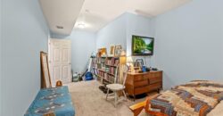 10400 River Hills Drive, Parkville, MO 64152