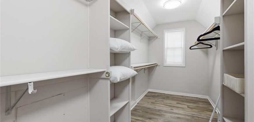 5017 N Washington Street, Gladstone, MO 64118