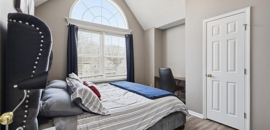 5017 N Washington Street, Gladstone, MO 64118