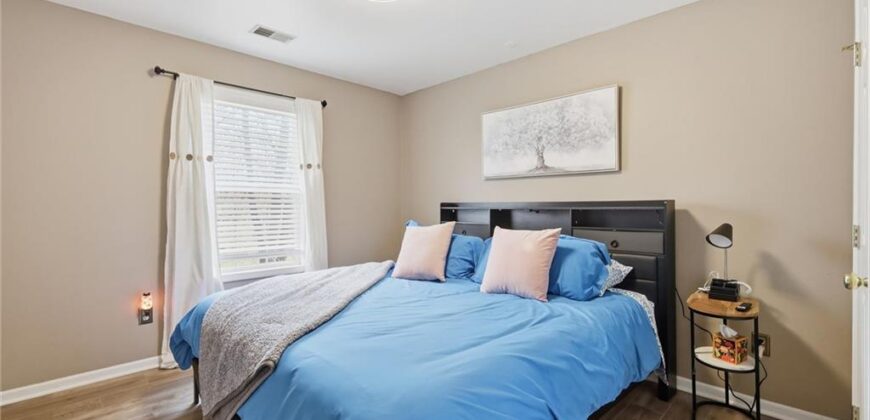 5017 N Washington Street, Gladstone, MO 64118