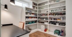 9750 McIntosh Court, Parkville, MO 64152