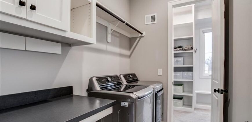 9750 McIntosh Court, Parkville, MO 64152