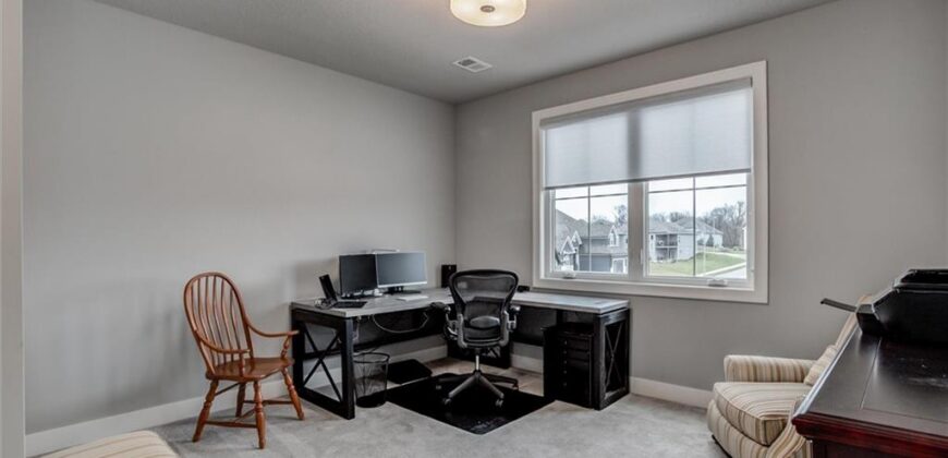 9750 McIntosh Court, Parkville, MO 64152