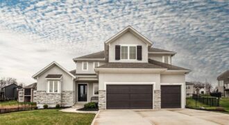 9750 McIntosh Court, Parkville, MO 64152