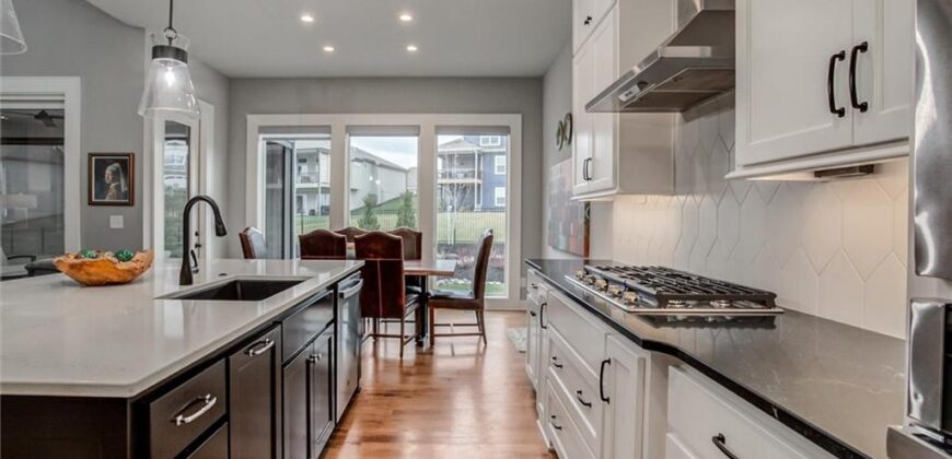 9750 McIntosh Court, Parkville, MO 64152