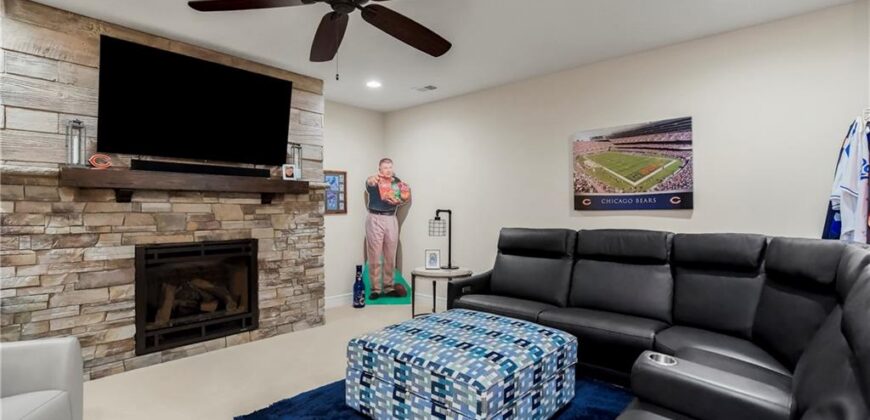 6110 NW 103rd Street, Kansas City, MO 64154