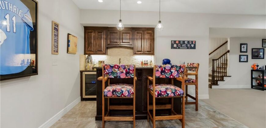 6110 NW 103rd Street, Kansas City, MO 64154