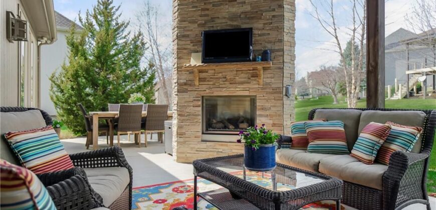 6110 NW 103rd Street, Kansas City, MO 64154