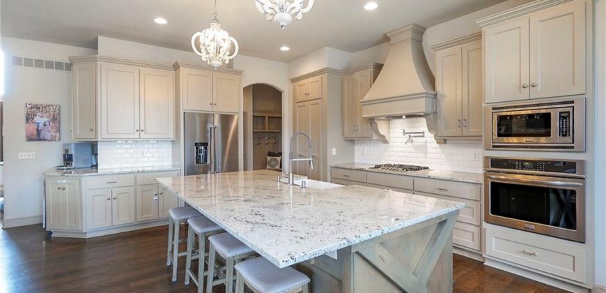 17340 NW 127th Street, Platte City, MO 64079