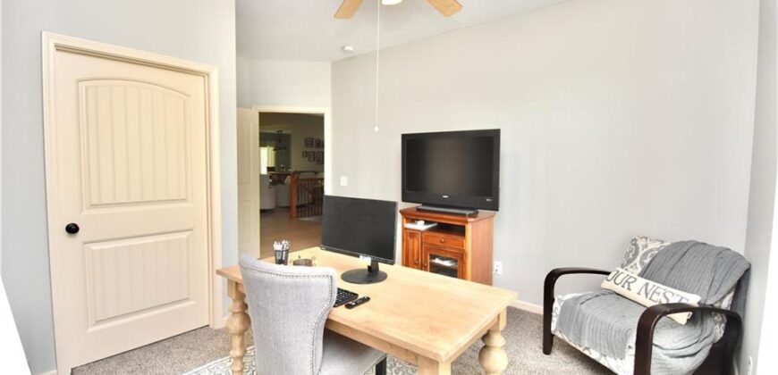 1928 Carter Court, Liberty, MO 64068