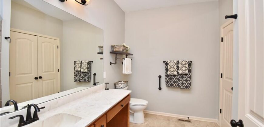 1928 Carter Court, Liberty, MO 64068