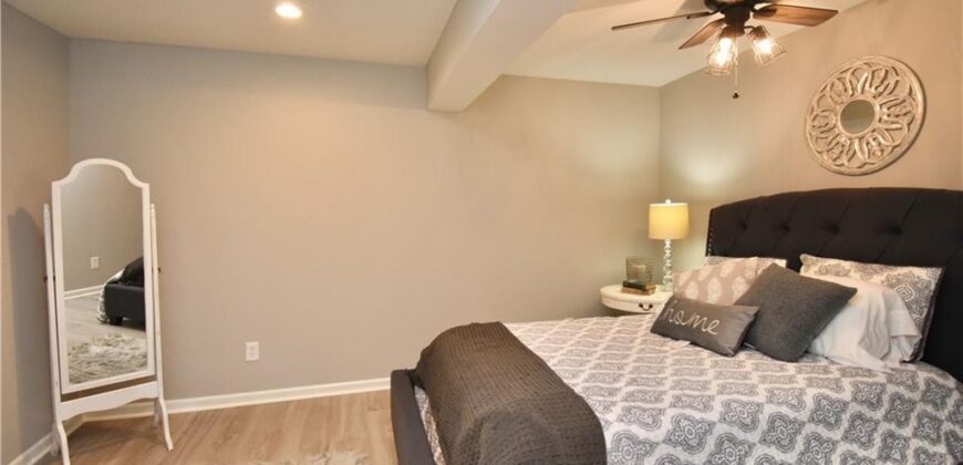 1928 Carter Court, Liberty, MO 64068