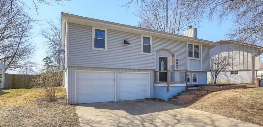 9844 N Cherry Street, Kansas City, MO 64155